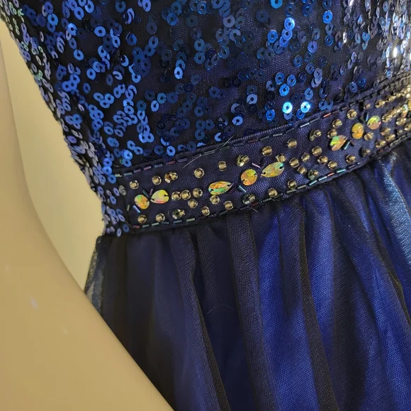 Blue Ombre Sequin Halter Dress w/ Beaded Waistband Prom Formal - Picture 4 of 13
